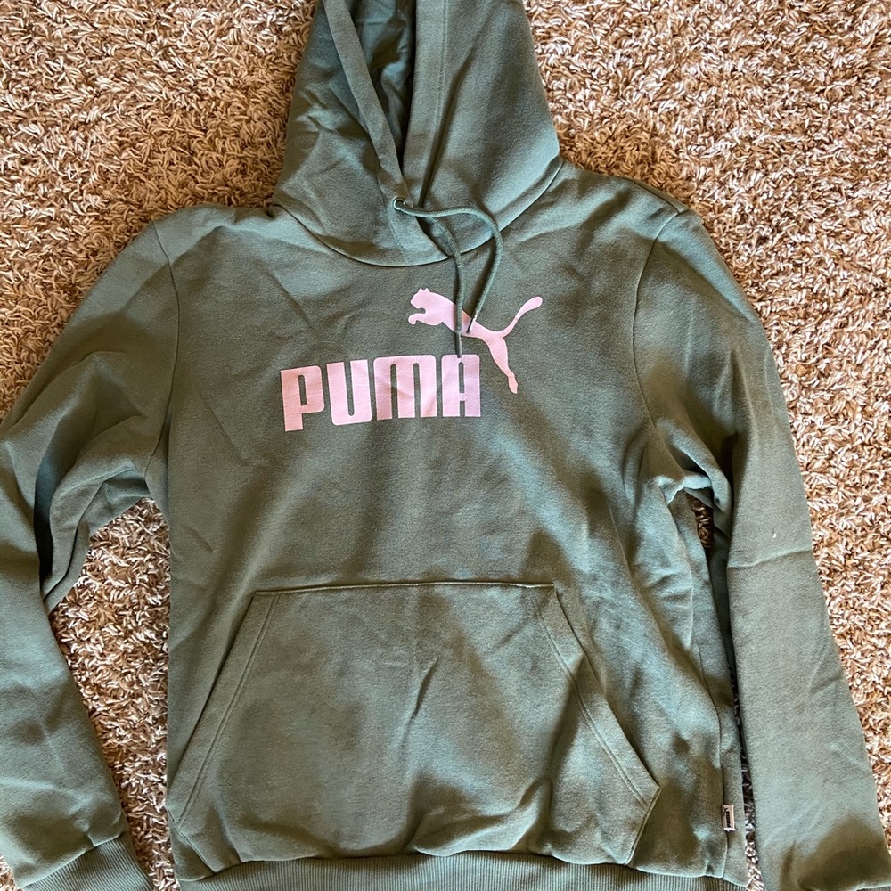 XL kids PUMA sweatshirt